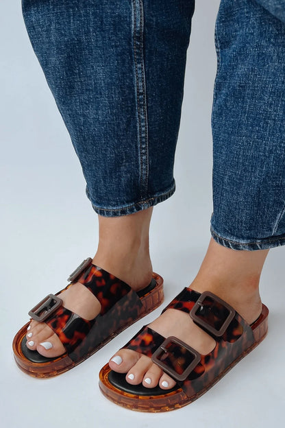 Dolce Vita: Julio Sandal in Tortoise Vinyl