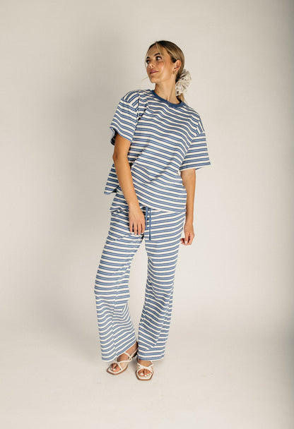 The Gallatin Striped Lounge Tee in Dusty Blue