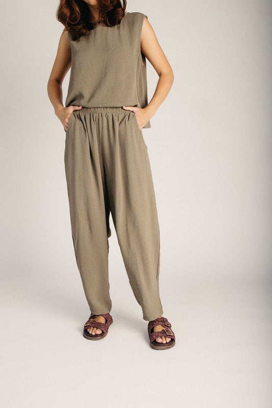 The Loftus Woven Lounge Set in Basil
