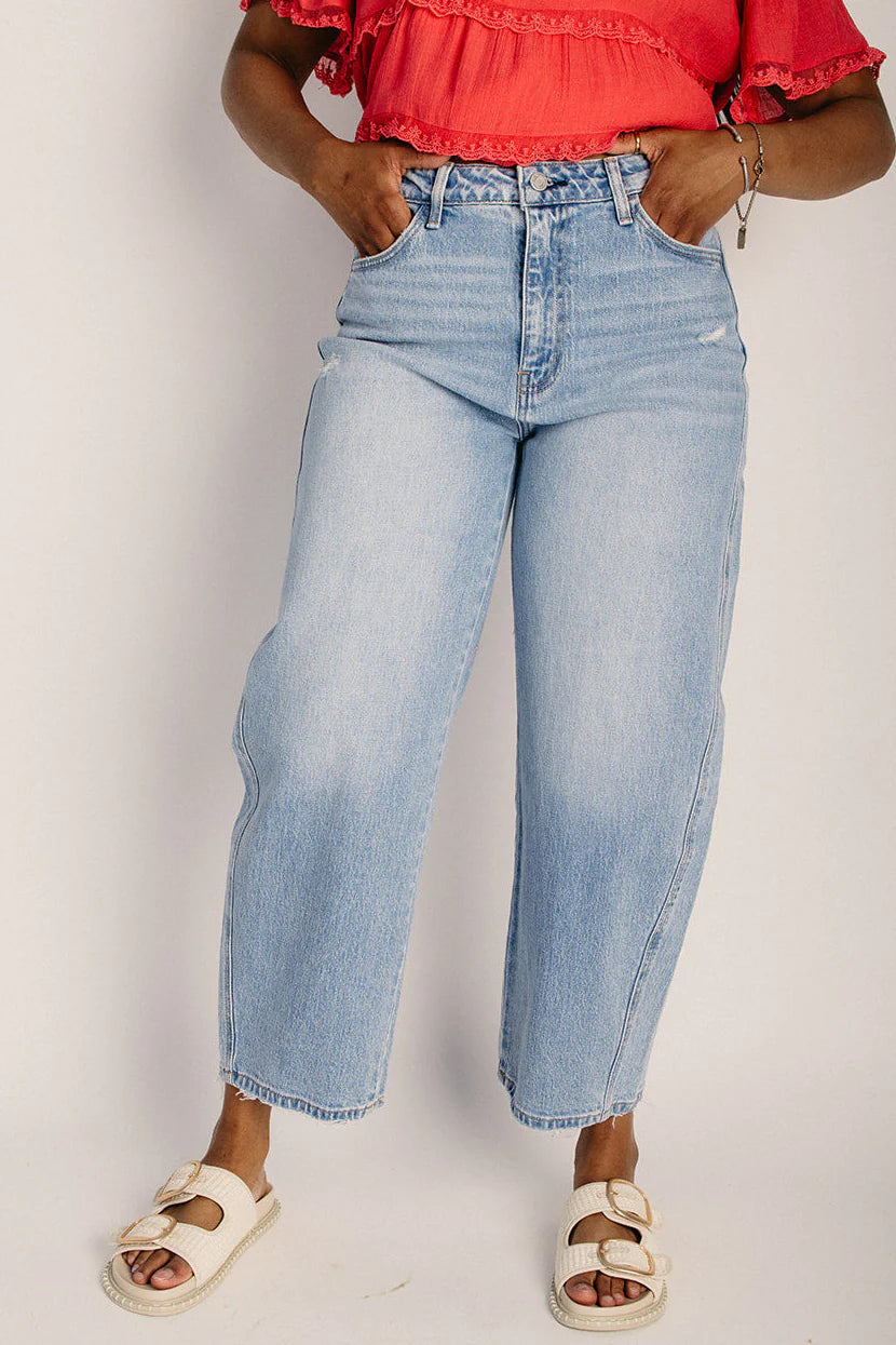 The Augustus Crop Barrel Jean in Light Wash