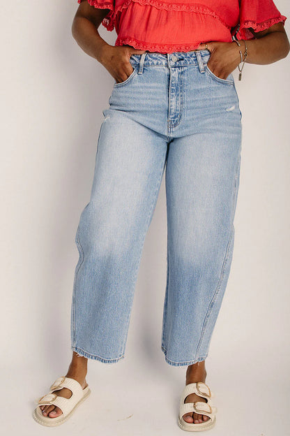 The Augustus Crop Barrel Jean in Light Wash